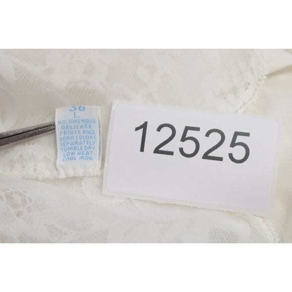 Vintage Vanity Fair Wrap Around Lace Full Slip size 36 Long Creamy White - Picture 13 of 13